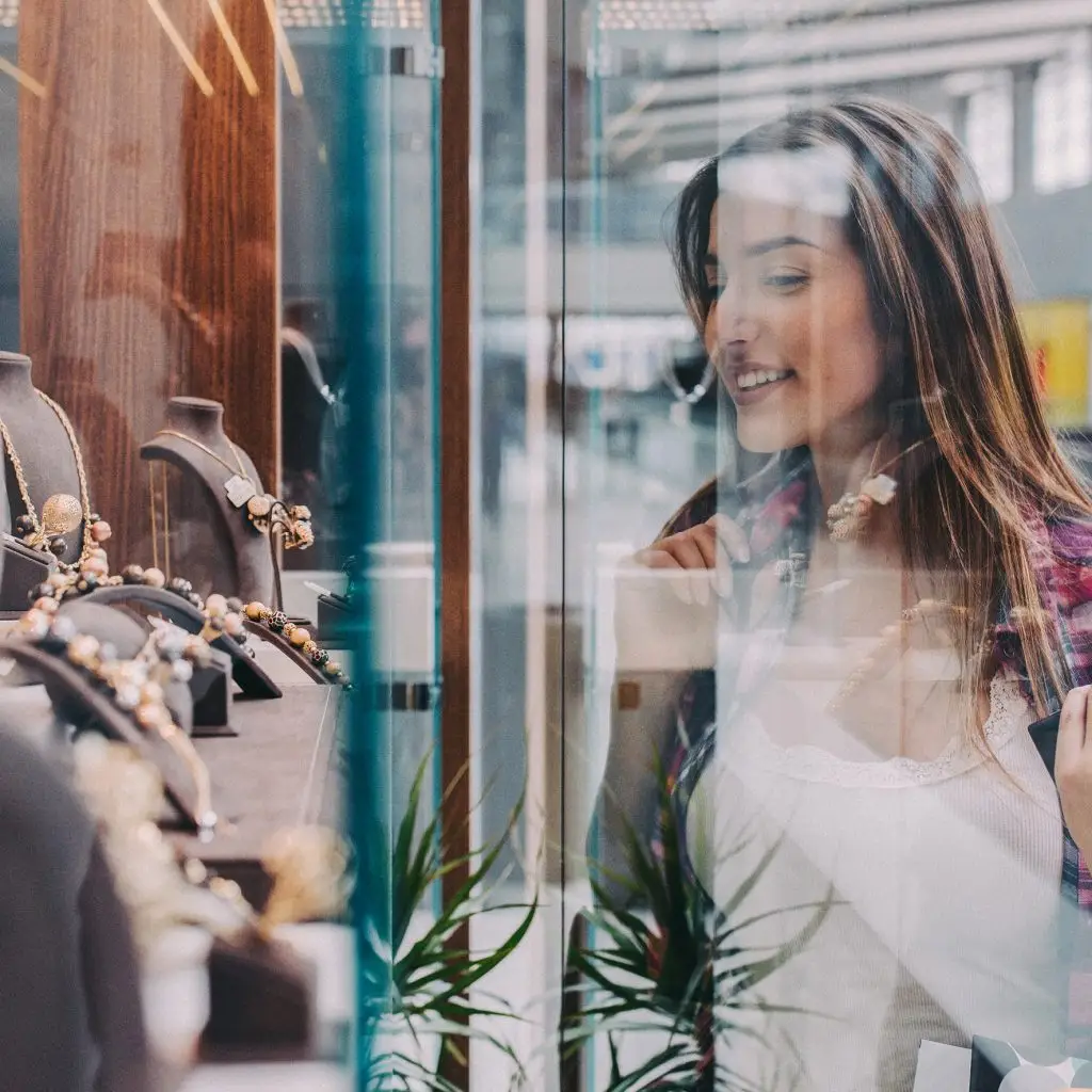 Luxury Brands Are at Risk of Losing Their Most Vital Customers – the HENRYs 5 DanzingerP Henrys