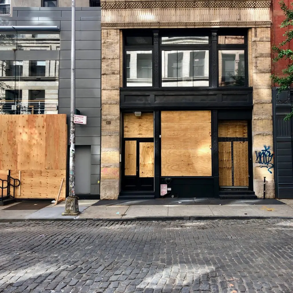 Urban Decay 9 Shoulberg UrbanDecay