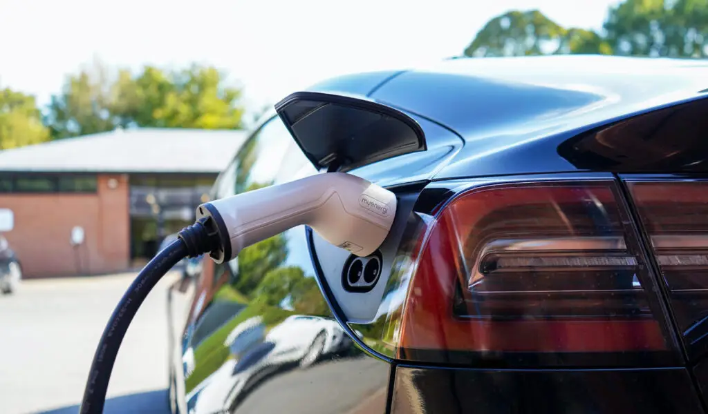 20231214 RetailGasStation 2