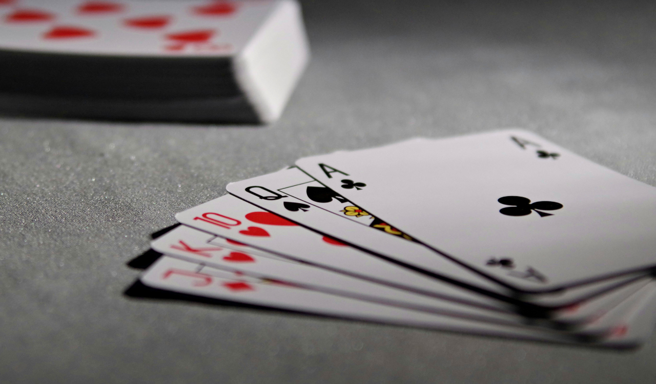 Home 1 A New CEO in a Turnaround Needs a Full Deck of Cards
