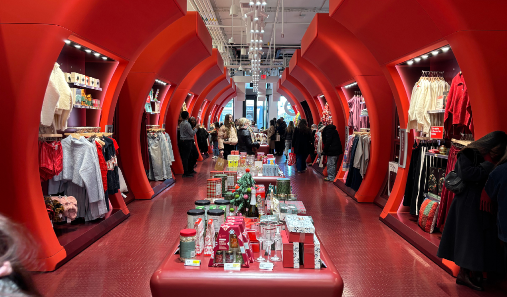 A Store Is Not a Strategy 1 A Store Is Not a Strategy