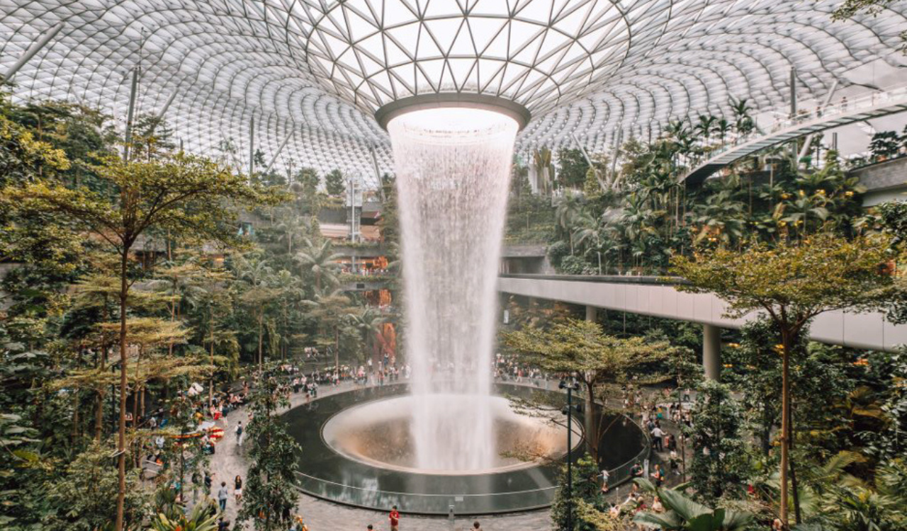 Airports Are Retail Cities 1