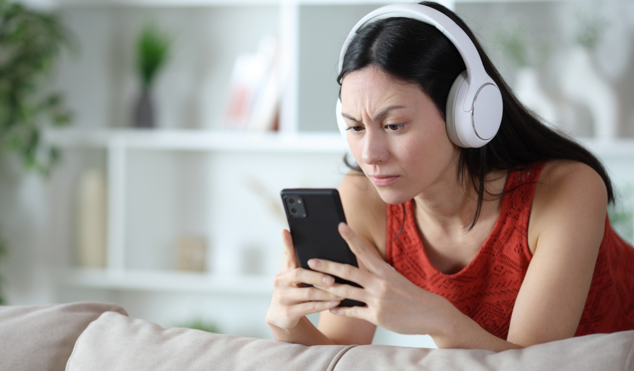 How Intentional Is the Social Media Divide