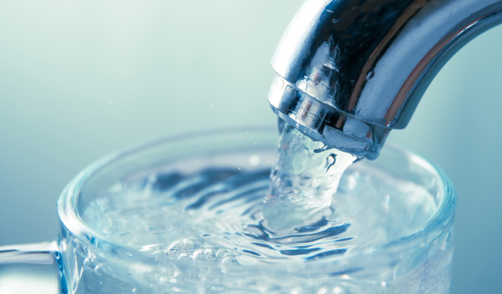 PFAS: A Clear and Present Danger 1 PFAS A Clear and Present Danger
