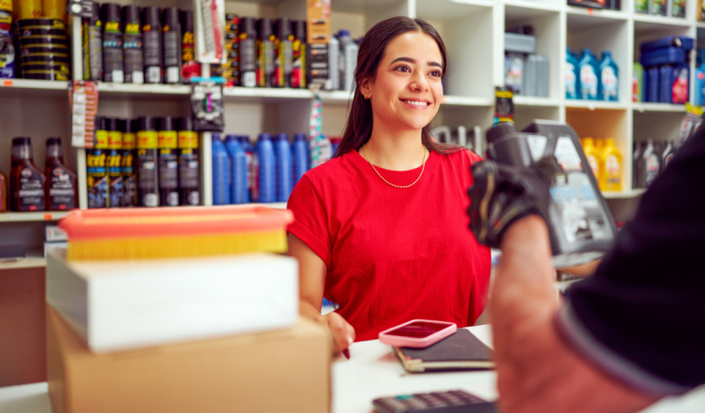 Why Is the Frontline Stuck at the Counter? 1 What the Frontline Cant See From the Sales Floor
